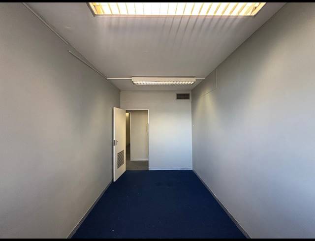 190M² OFFICE TO LET IN WESTVILLE